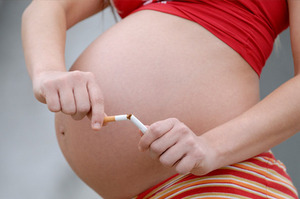 Duur van passief roken verhoogt kwalijke effecten op zwangerschap