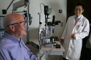Gedeeltelijk gezichtsherstel na 30 jaar blindheid dankzij bionisch oog