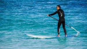 Surfers worden sterk blootgesteld aan resistente bacteriën