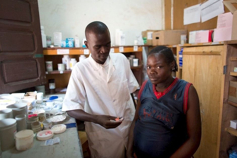 Zwangerschap en hiv: hoe verzoenen met late antiretrovirale behandeling?