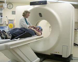 'Aanklampend beleid' voor CT-scans